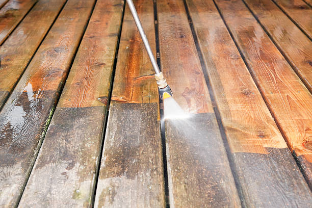 Playground Equipment Cleaning in Center, TX